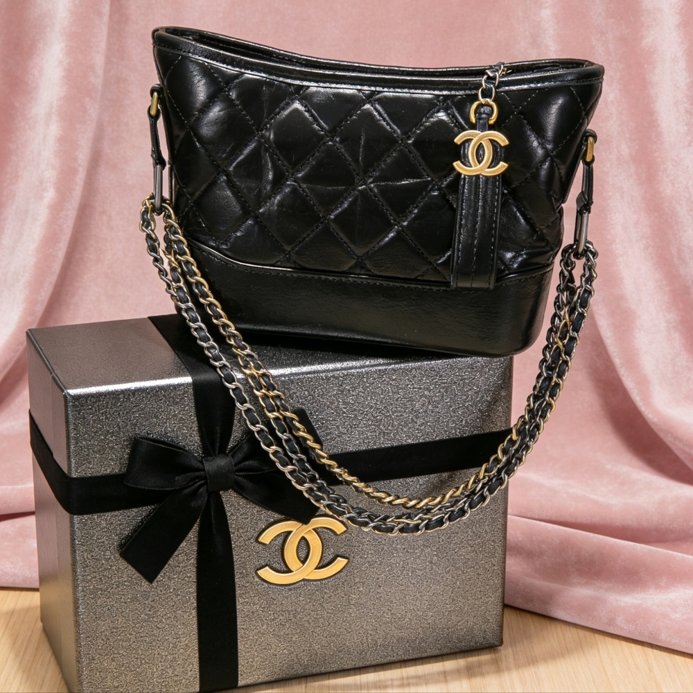 <AUTHENTIC>Chanel Gabrielle Hobo Small Bag in Black - Picture 6 of 6